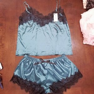 Green lingerie. BNWT